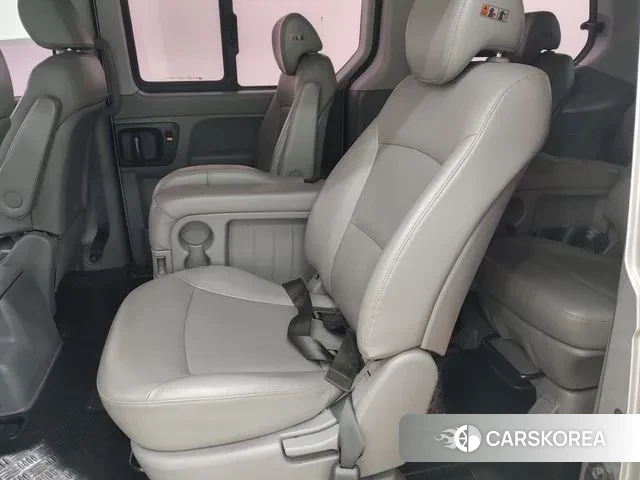 Hyundai The New Grand Starex 2018 Серебряный из Кореи, фото 6