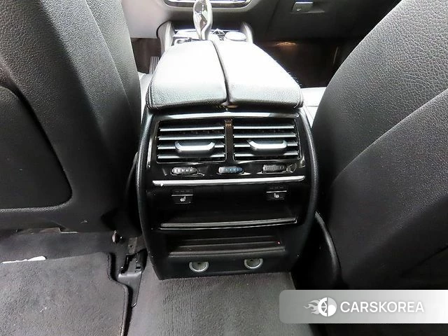 BMW 5 Series (G30) 2018 Черный из Кореи, фото 6