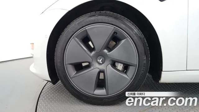 Tesla Model 3 id 2681739 из Кореи 6