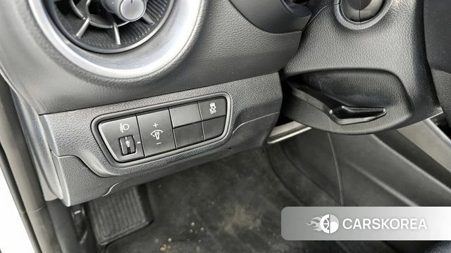 Kia The New K3 2nd generation 2023 Белый из Кореи, фото 6