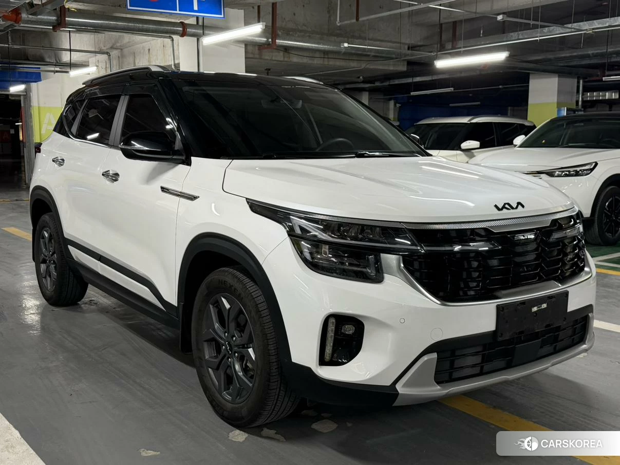 Kia Seltos 2023 Белый из Китая, фото 6