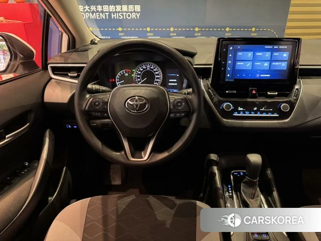 Toyota Corolla 2022 Белый из Китая, фото 6
