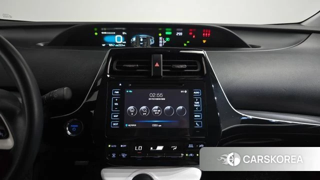 Toyota Prius 4th Generation 2018 Белый из Кореи, фото 6