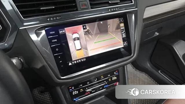 Volkswagen Tiguan Allspace 2023 Белый из Кореи, фото 6