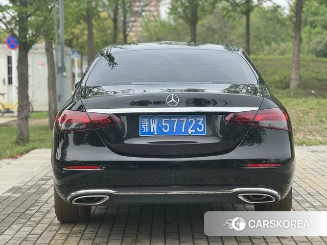 Mercedes-Benz E-class 2021 Черный из Китая, фото 6