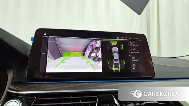 BMW 5 Series (G30) 2020 Белый из Кореи, фото 6