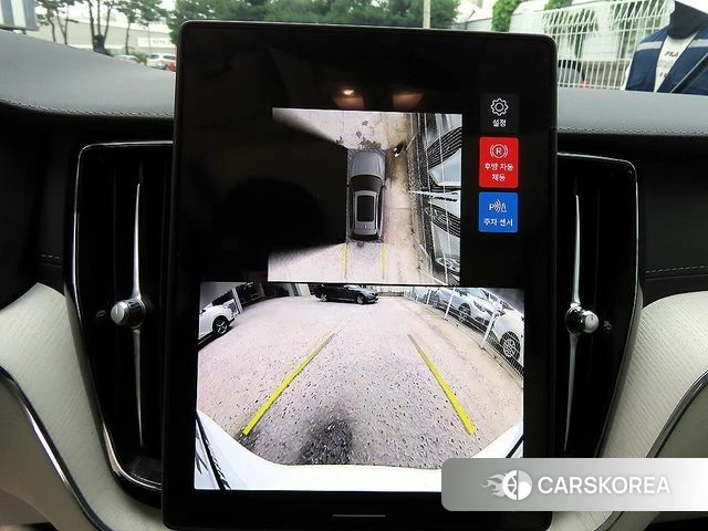 Volvo XC60 second Generation 2025 Белый из Кореи, фото 6