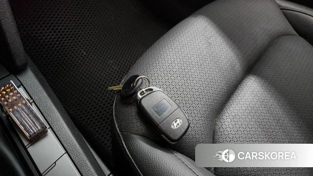 Hyundai Avante AD 2018 Серебряный из Кореи, фото 6