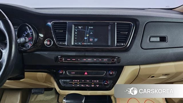 Kia The New Carnival 2018 Белый из Кореи, фото 6