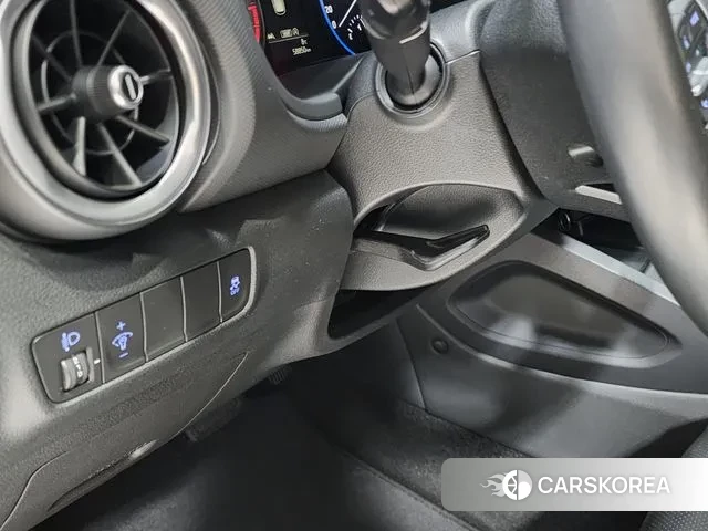 Hyundai The New Kona 2021 Светло-серебряный цвет из Кореи, фото 6