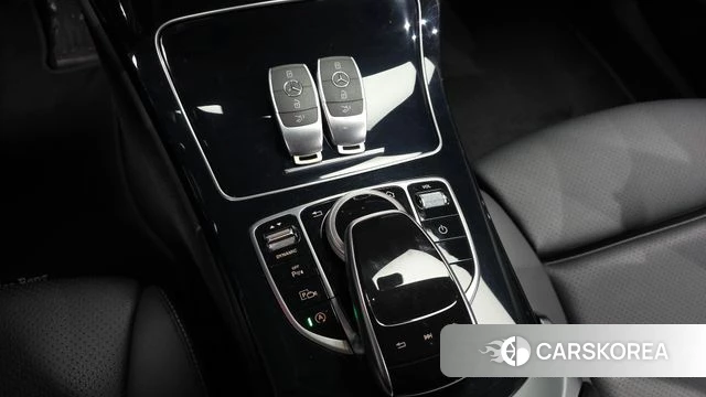 Mercedes-Benz C-Class W205 2019 Белый из Кореи, фото 6