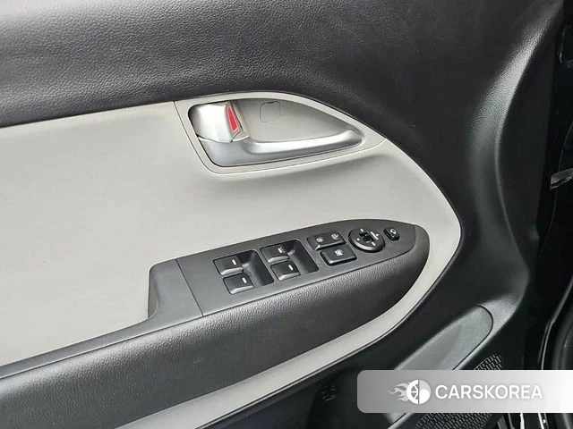 Kia The New Kia Ray 2023 Черный из Кореи, фото 6