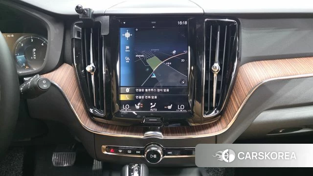 Volvo XC60 second Generation 2019 Серый из Кореи, фото 6