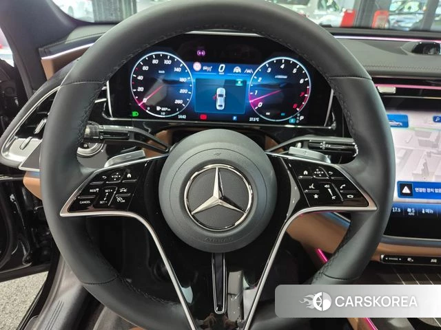Mercedes-Benz E-Class W214 2026 Черный из Кореи, фото 6