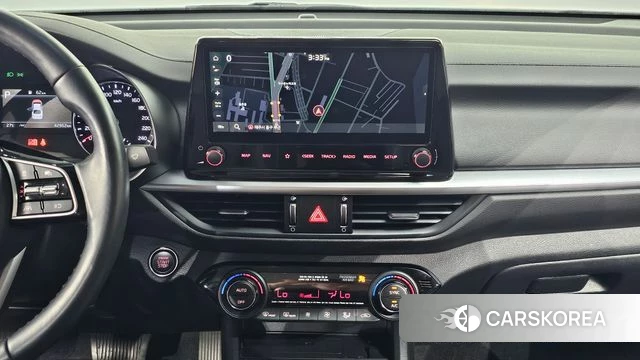Kia The New K3 2nd generation 2022 Белый из Кореи, фото 6