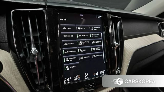 Volvo XC60 second Generation 2020 Черный из Кореи, фото 6