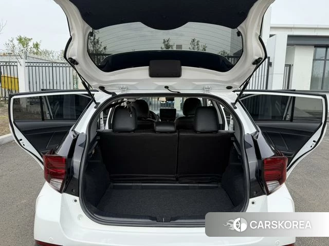 Toyota YARIS L Zhixuan 2022 Белый из Китая, фото 6
