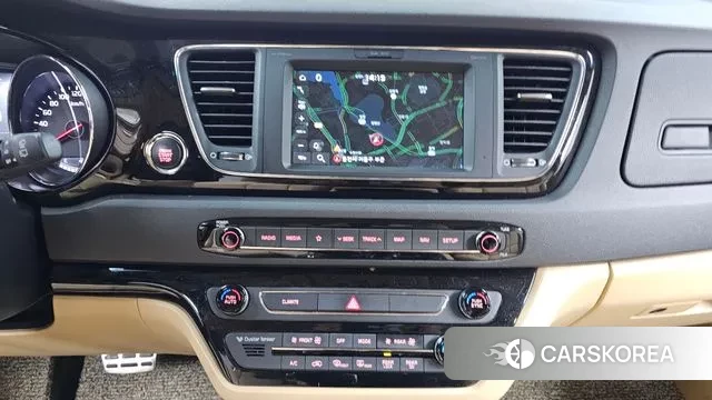 Kia The New Carnival 2018 Белый из Кореи, фото 6