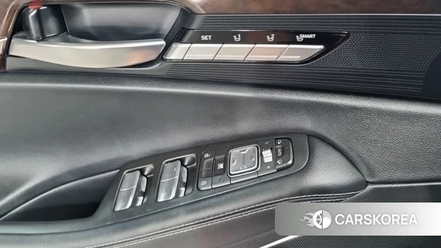 Genesis EQ900 2018 Черный из Кореи, фото 6