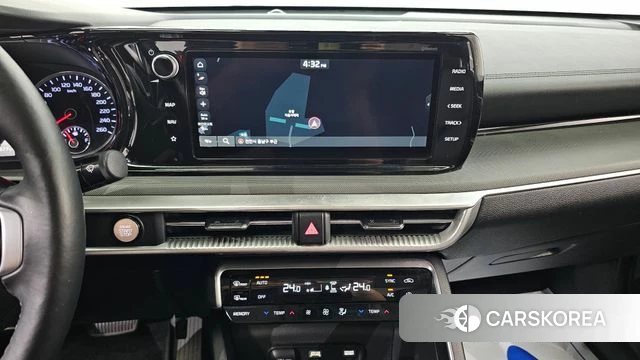 Kia K5 3rd generation 2022 Белый из Кореи, фото 6