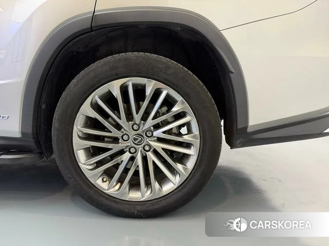 Lexus RX 2022 Серебристо-серый из Китая, фото 6