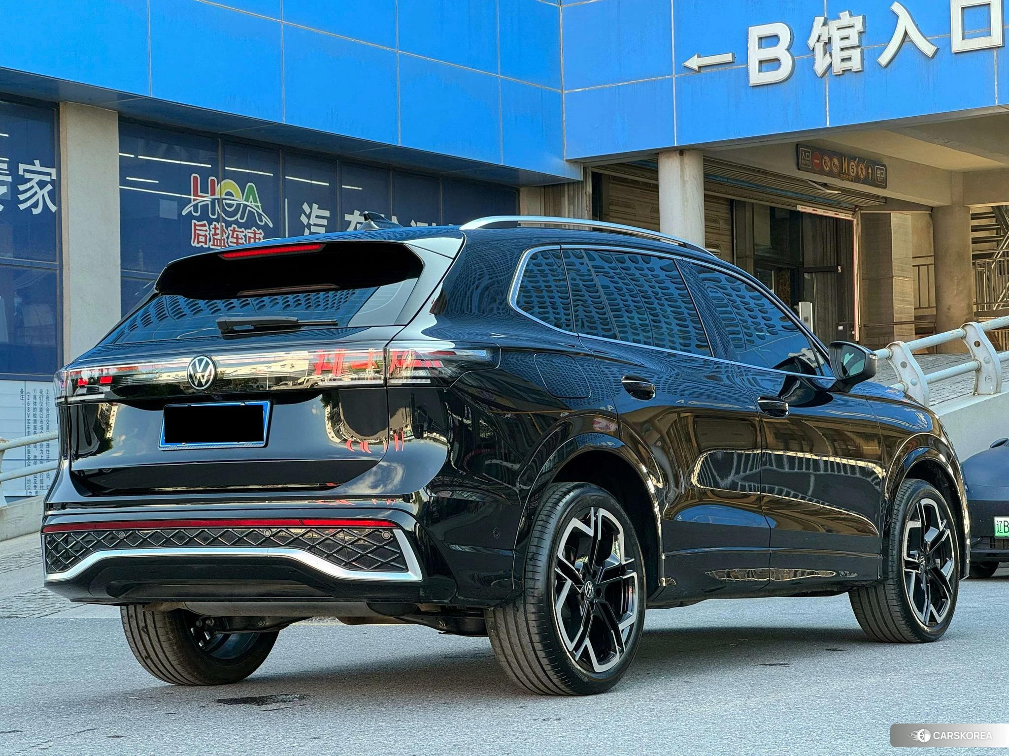 Volkswagen Tiguan L 2025 Черный из Китая, фото 6
