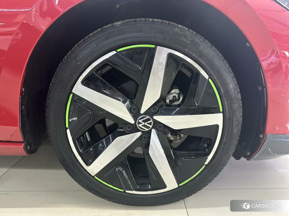Volkswagen Lingdu 2022 Красный из Китая, фото 6