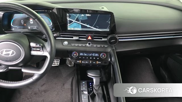 Hyundai The New Avante (CN7) 2023 Белый из Кореи, фото 6