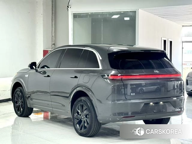 Ideal car Ideal L7 2023 Темно-серый из Китая, фото 6