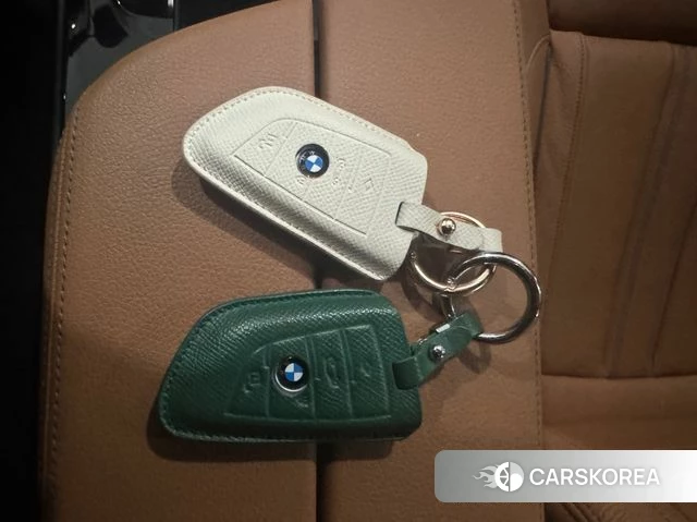 BMW 5 Series (G30) 2023 Синий из Кореи, фото 6