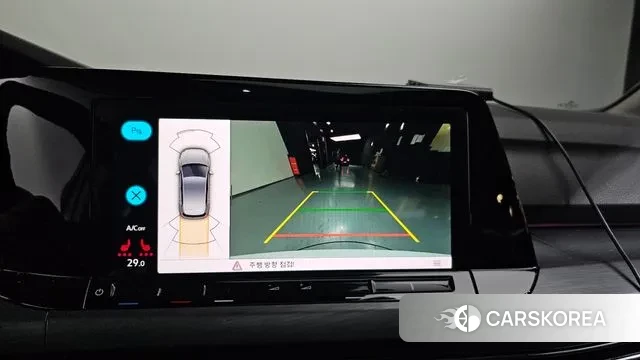 Volkswagen Golf 8th Generation 2022 Белый из Кореи, фото 6