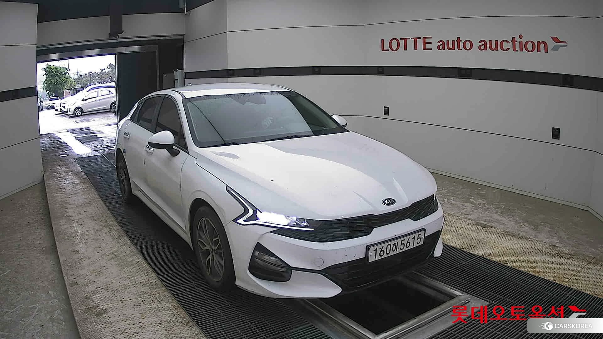 Kia K5 2021 Snow White Pearl (optional) из Кореи, фото 6