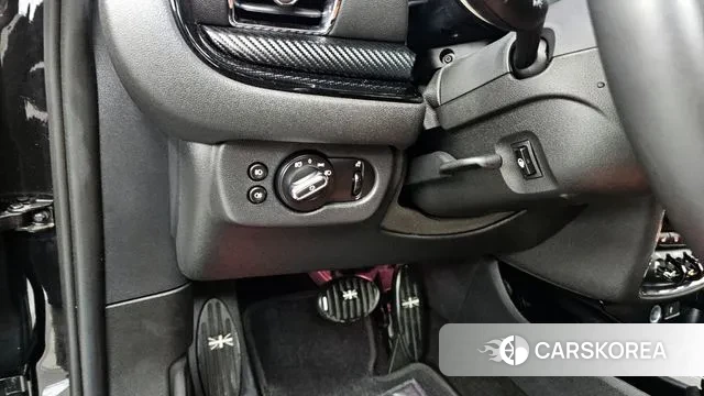 Mini Cooper S Clubman 2021 Черный из Кореи, фото 6