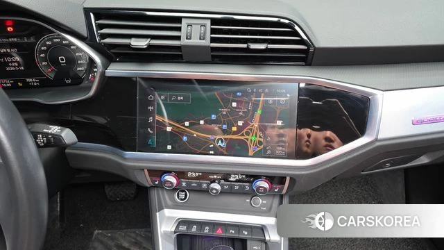 Audi Q3 (F3) 2022 Черный из Кореи, фото 6