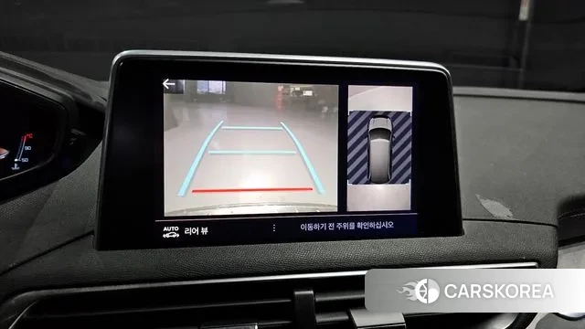 Peugeot 5008 second generation 2018 Белый из Кореи, фото 6