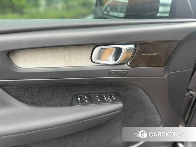 Volvo XC40 2020 Черный из Кореи, фото 6