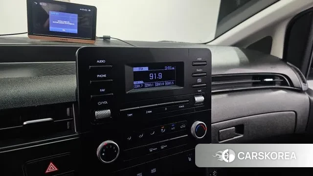 Hyundai Staria 2021 Серебристо-серый из Кореи, фото 6