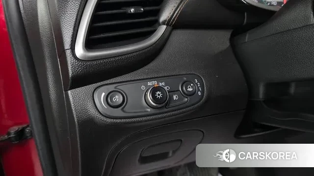 Chevrolet (GM Daewoo) The New Trax 2018 Красный из Кореи, фото 6