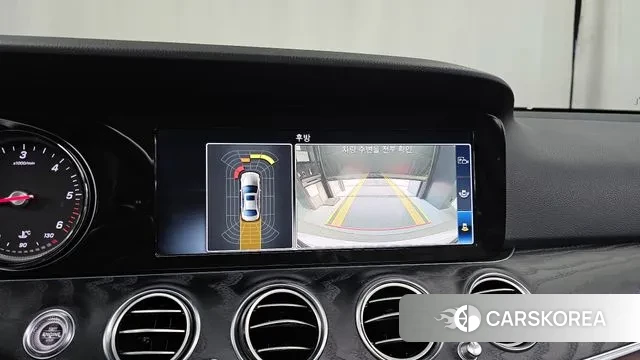 Mercedes-Benz E-Class W213 2018 Белый из Кореи, фото 6