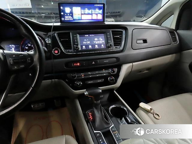 Kia The New Carnival 2019 Белый из Кореи, фото 6