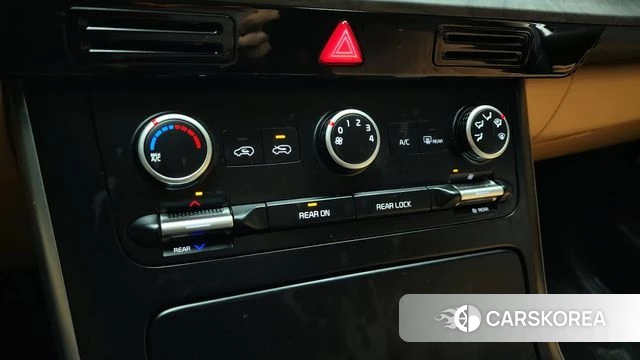 Kia Carnival 4th generation 2022 Серебряный из Кореи, фото 6