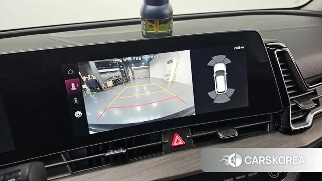 Kia Sportage 5th Generation Hybrid 2023 Белый из Кореи, фото 6