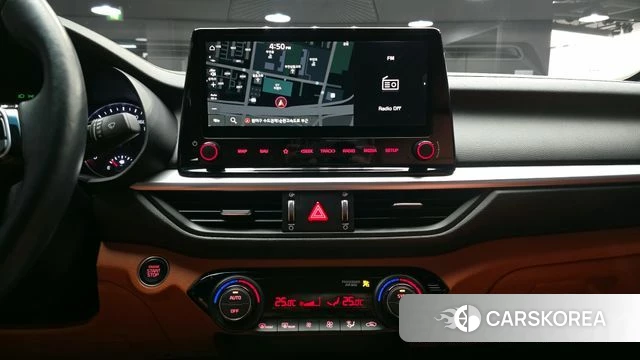 Kia The New K3 2nd generation 2021 Белый из Кореи, фото 6