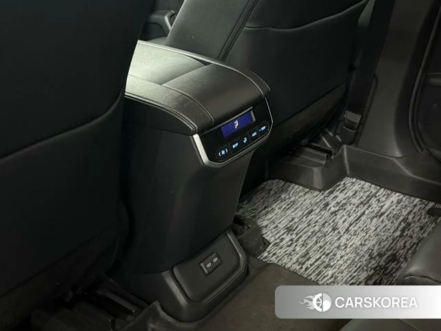 Toyota Highlander 2023 Черный из Китая, фото 6