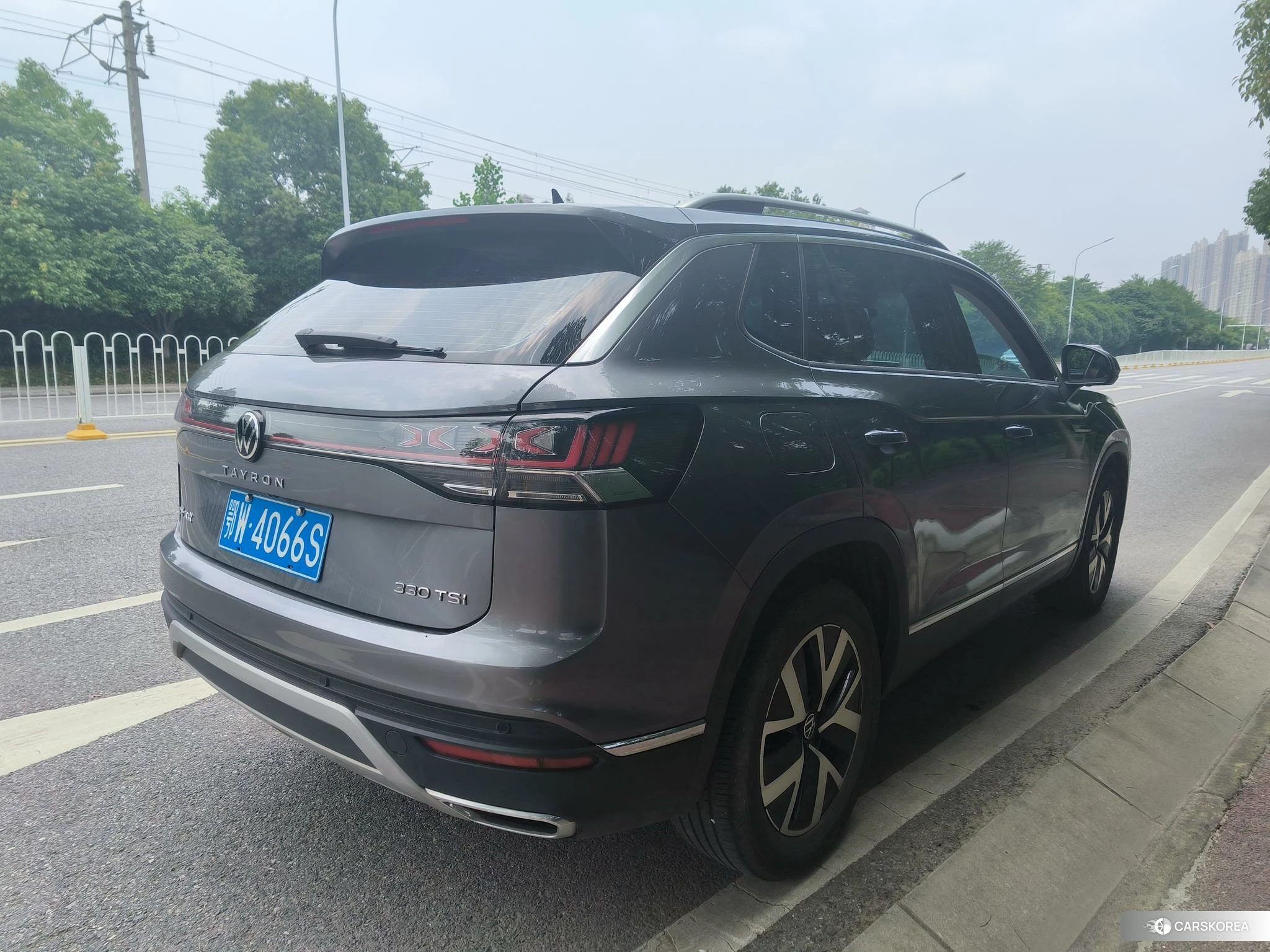 Volkswagen Tanyue 2022 Темно-серый из Китая, фото 6
