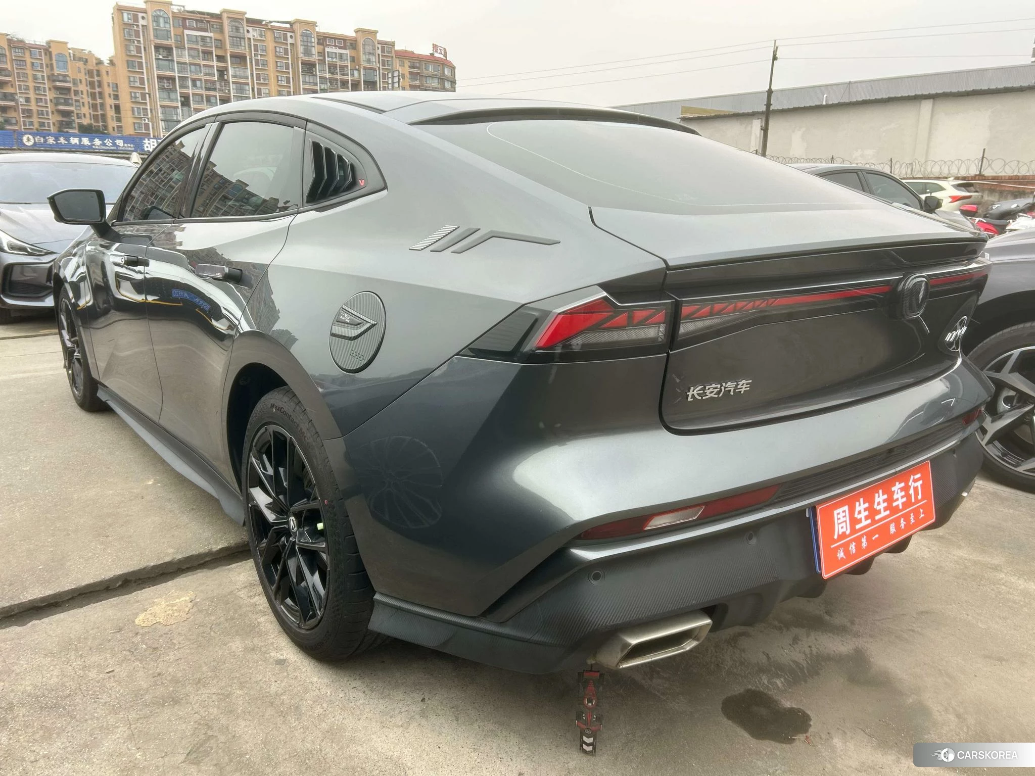 Chang'an UNI-V 2024 Темно-серый из Китая, фото 6
