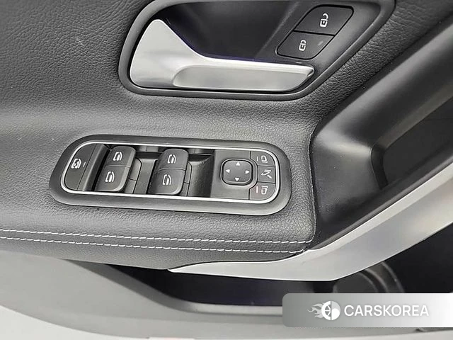 Mercedes-Benz A-Class W177 2021 Белый из Кореи, фото 6