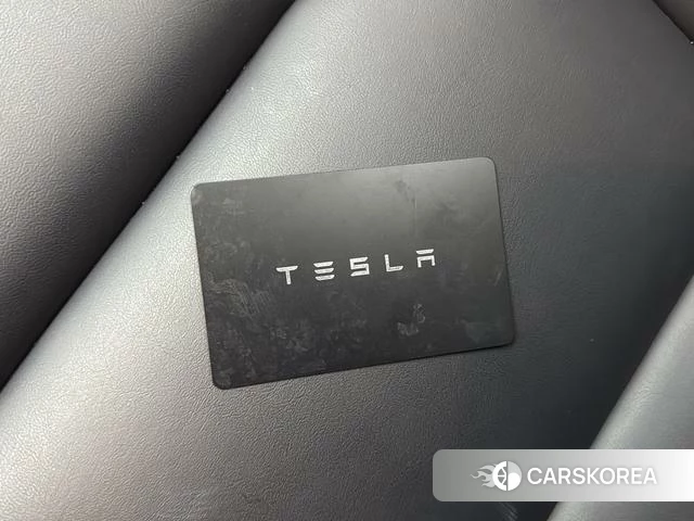 Tesla Model Y 2024 Белый из Китая, фото 6