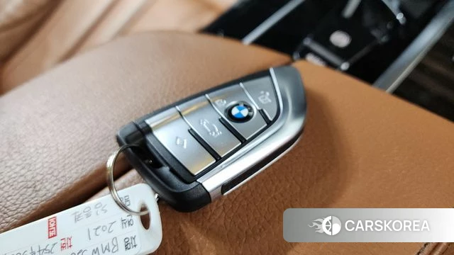 BMW 5 Series (G30) 2021 Черный из Кореи, фото 6