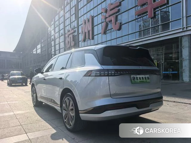 Dongfeng Yipai eπ008 2025 Серебристо-серый из Китая, фото 6